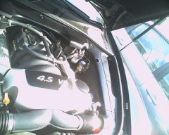 Autogas - Umrüstung im Motorraum des Porsche Cayenne 4,5 S 250 KW